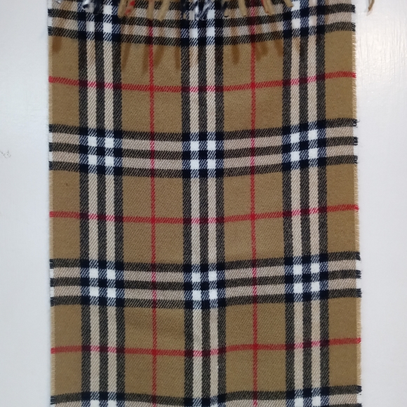 Burberry Vintage Check Brushed-Cashmere Scarf - Picture 10 of 14